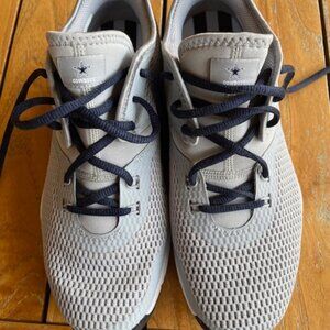 NWOT Dallas Cowboys Nike Athletic Shoe Men 7.5 / Women 9.0